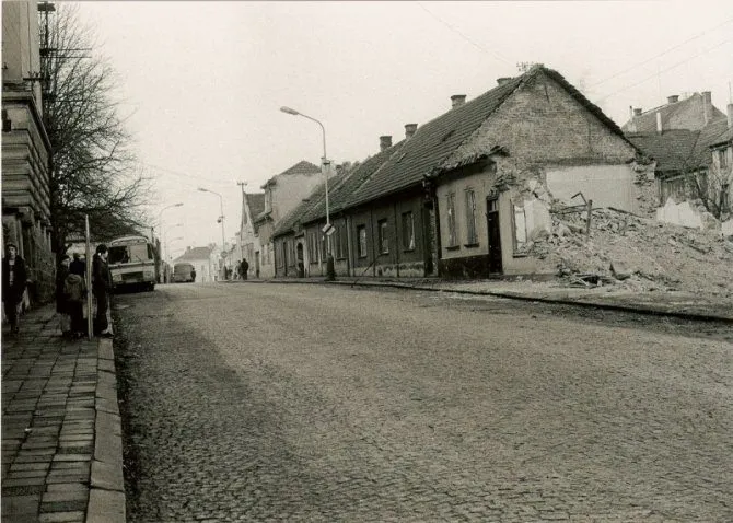 Kladno neznámé č. 128